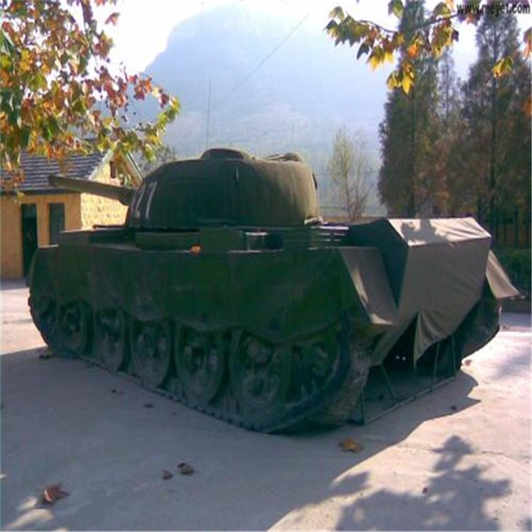 中沙大型充气坦克